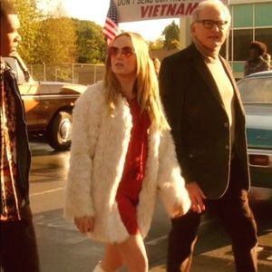 Meet your Posher, Devyn